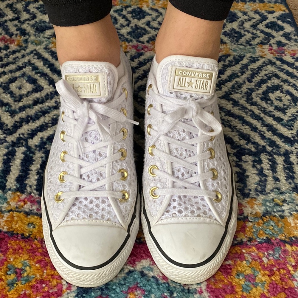 Chuck Taylor All Star Crochet Low Top - White & Gold, Sz 9